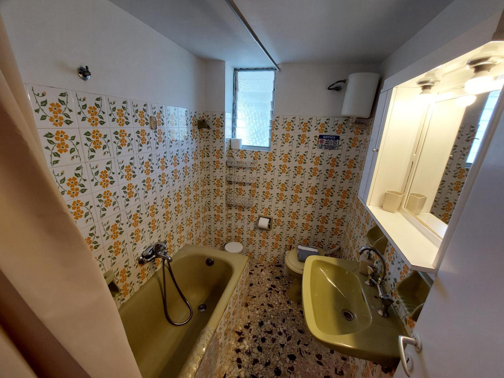 Lourantos Studios & Apartments バティ エクステリア 写真
