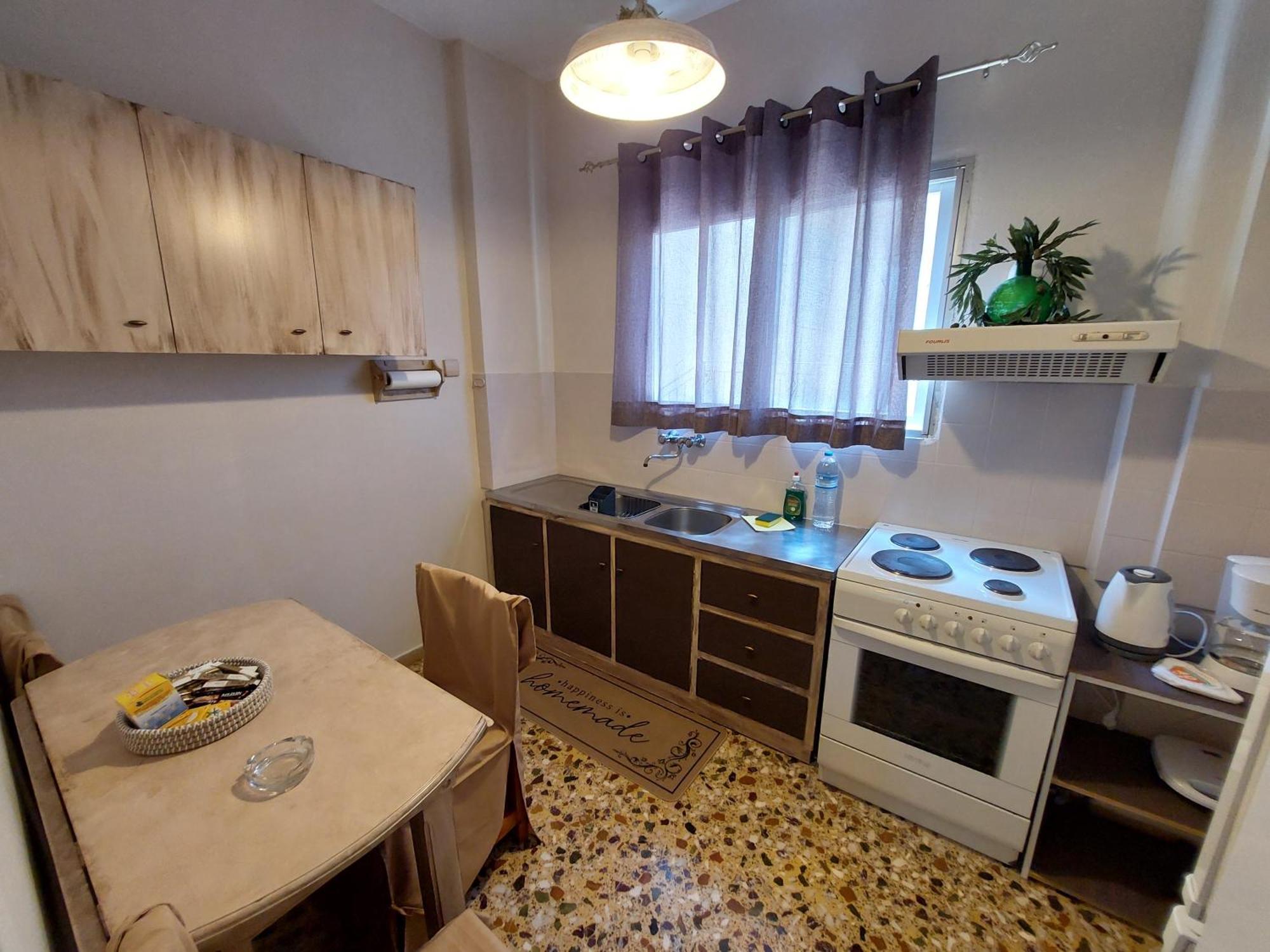 Lourantos Studios & Apartments バティ エクステリア 写真